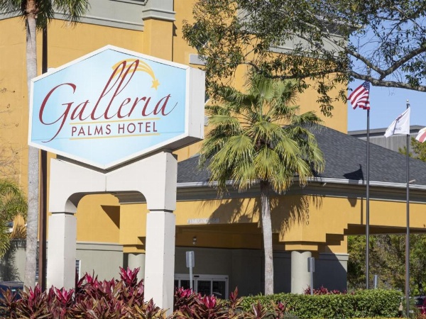 Hotel In Kissimmee Entrance Sign